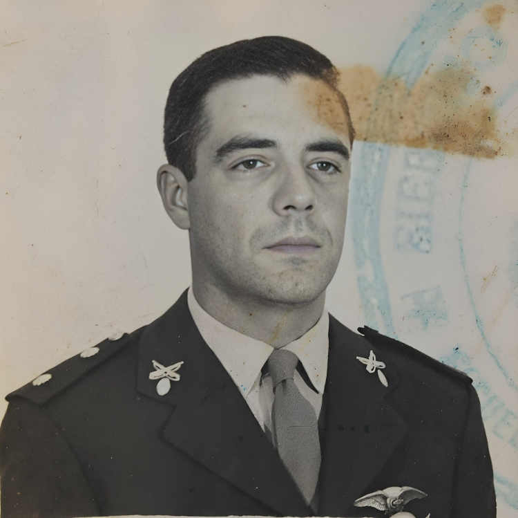 Retrato del Capitán Héctor Cáceres